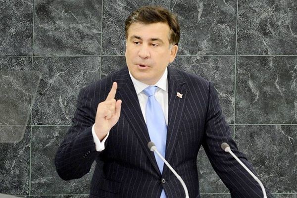 Saakaşvili: Məni dələduzluq yolu ilə vətəndaşlıqdan məhrum ediblər