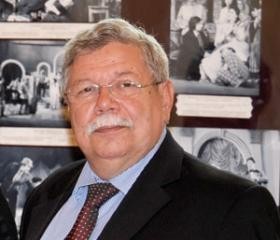 Prezident Azərpaşa Nemətovu təltif edib
