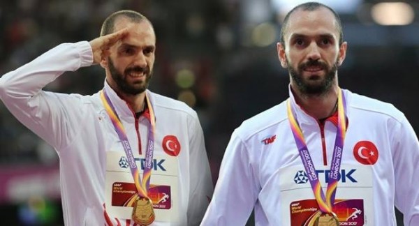 Ramil Quliyev qızıl medalını aldı