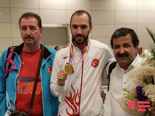 Dünya çempionu Ramil Quliyev: “Azərbaycan bizim ürəyimizdir”