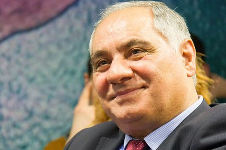 Qulu Məhərrəmli: “Nuşirəvan müəllimin tənqidləri həyəcan təbilidir”