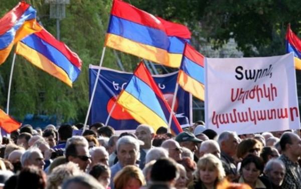 Ermənistanda vəkillər aksiya keçirəcək