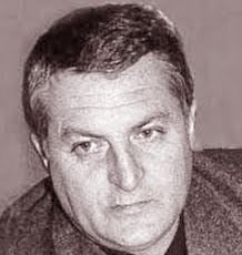 Qara çadra, cırıq şalvar
