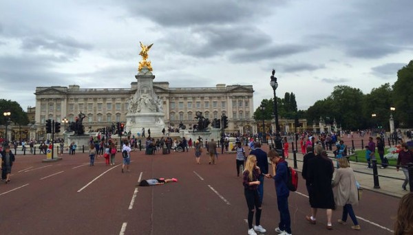 Londonda, Oksford-stritdə partlayış olub