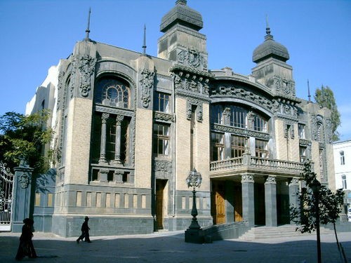 Opera teatrı mövsümə “Leyli və Məcnun”la başlayacaq