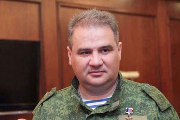 Donetskdə separatçı “nazir“in avtomobili partladılıb