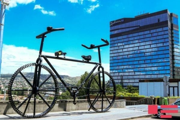 Gürcüstanın turizmdən aylıq gəliri 400 mln. dollara yaxınlaşır