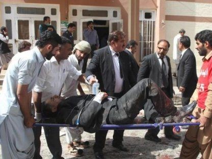 Pakistanda terrorçu özünü sufi məbədində partladıb, 18 nəfər ölüb