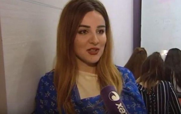 Bakıda müəllimə 50 qəpiyə fransız dili öyrədir