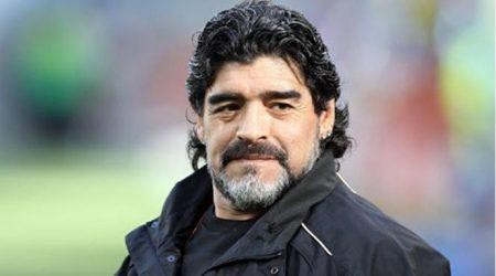 Maradona qızlarını məhkəməyə verib - Atalarından oğurluq ediblər