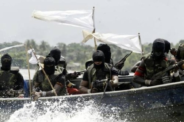 Nigeriyalı piratlar Almaniya gəmisinə hücum ediblər