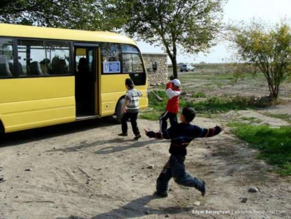 Yeni Xankəndi-İrəvan avtobus marşrutu işə düşdü - Kəlbəcərdən keçməklə...(FOTO)