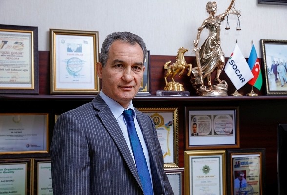 İnsan sərrafı