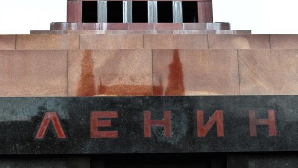 Jirinovskidən Leninin mavzoleyi üçün UNİKAL TƏKLİF
