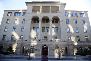 Müdafiə Nazirliyi müddətdən artıq hərbi xidmət keçmək istəyənlərə müraciət edib