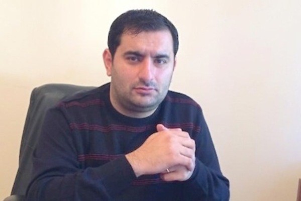 Həbsdəki müstəntiq ata oldu