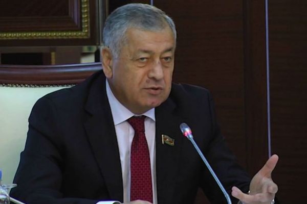 Deputat qanpulu və pensiya ilə bağlı məsələ qaldırdı