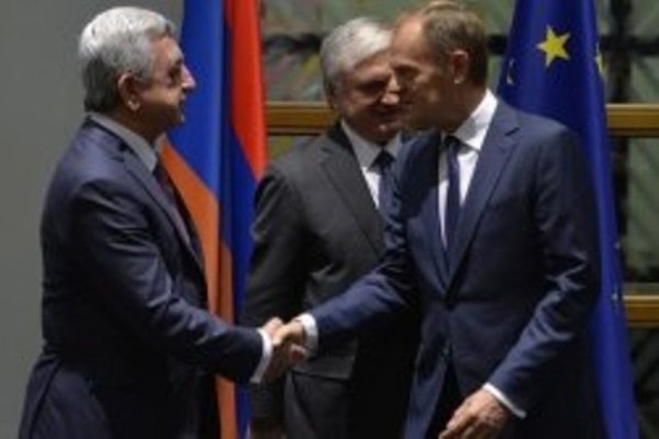 Rusiya telekanalında Sarkisyanı təhqir etdilər: “Gəzəyən qızdır, əri olsa da, özünə sevgili tapıb...”