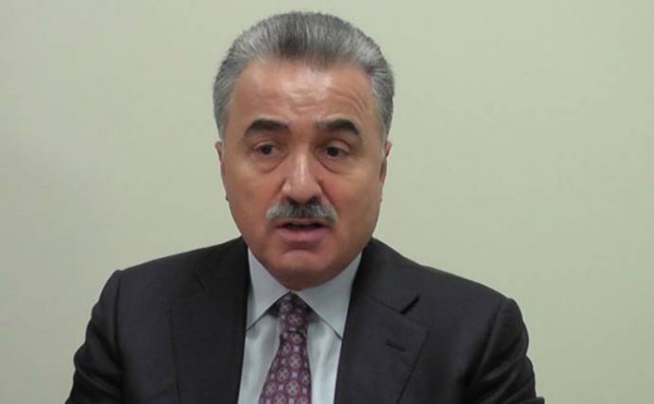 Tanınmış jurnalist İlham Əliyevin köməkçisinə müraciət etdi