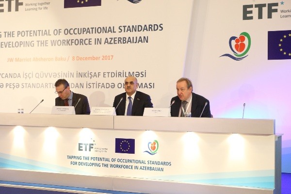 Səlim Müslümov: “Azərbaycanda əmək qabiliyyətli əhalinin yalnız 32 faizi ixtisaslıdır”