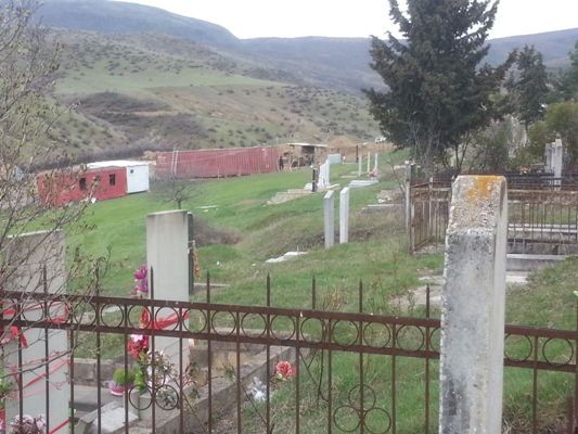 Qəbiristanlıqdan oğurluq edən şəxs saxlanıldı