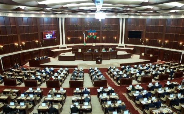 Milli Məclis Seçki Məcəlləsinə dəyişiklikləri qəbul edib