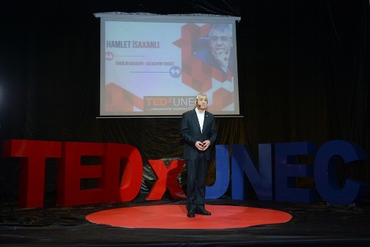 TEDxUNEC-in spikerləri uğura aparan yolu açıqladılar: “Bilik və təhsil”