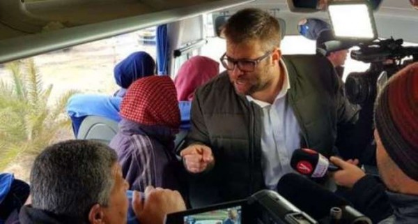 Deputat türmədə yatanları it adlandırdı... - FOTOLAR