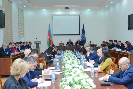 UNEC-də qış imtahan sessiyasına hazırlıq