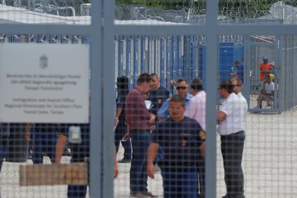 Macarıstan baş naziri qaçqınları "müsəlman işğalçılar" adlandırdı