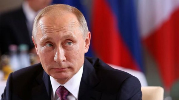 Putin Ukrayna gəmilərini qaytarır