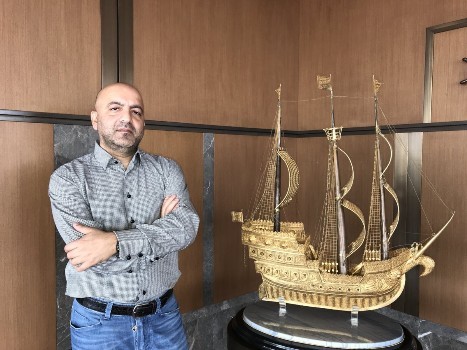 Mübariz Mənsimov: Onların özləri və övladları kimi oğurluq etmirik