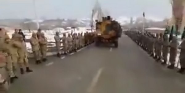 Türk əsgərlərinin Afrinə yola salındığı anlar
