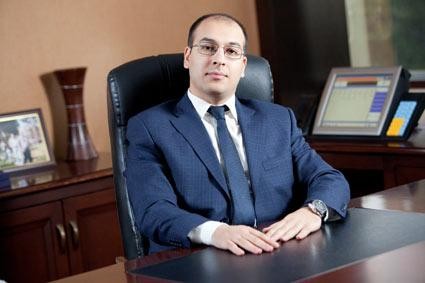 Mikayıl Cabbarov Eldar Mansurovun oğluna vəzifə verdi