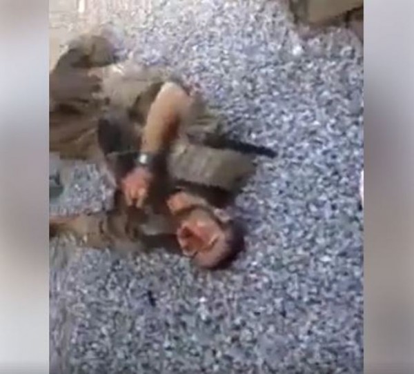 Türk əsgərinə meydan oxuyanların sonu – Video/18+