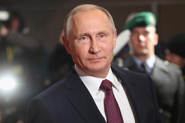 Putinin qızı boşandı - foto