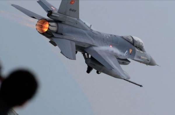 Türkiyə aviasiyası terrorçuların Suriyadakı 42 obyektini bombalayıb