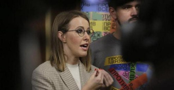 Çeçen cavanlar Putinin seksual rəqibini təhqir etdilər – Video