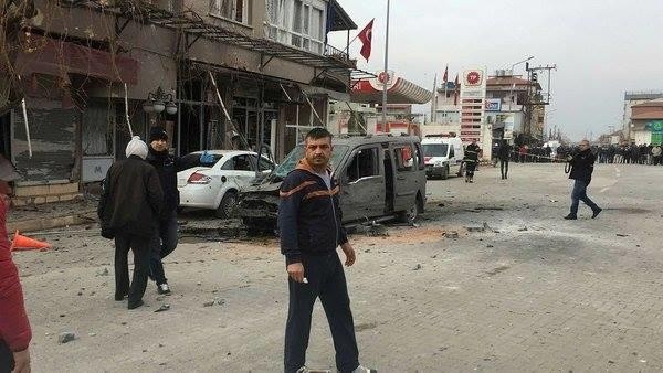 Türkiyənin Şıxməhməd türbəsi raketlə vuruldu