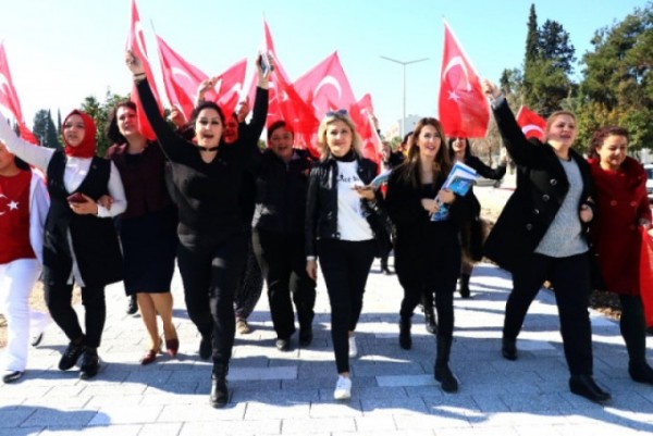 250 türk qadın Afrinə getmək üçün bir araya gəldi - VİDEO - FOTOLAR