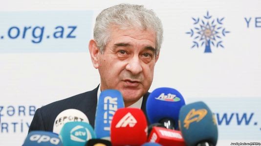 Əli Əhmədov YAP-ın prezidentliyə namizədini açıqlayıb