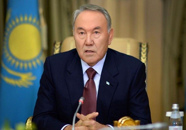 Nazarbayev bu vəzifədə ömürlük ola bilər