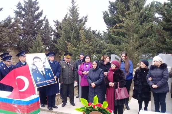 Aprel şəhidinin xatirəsi təhsil aldığı liseydə yad edilib
