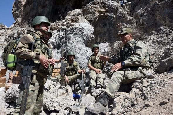 "Zeytun budağı"nda daha bir QƏLƏBƏ - Amara strateji yüksəkliyi azad edildi