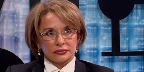 “Rəsmi maaşı 230 manat idi, amma 25 min alırdı”