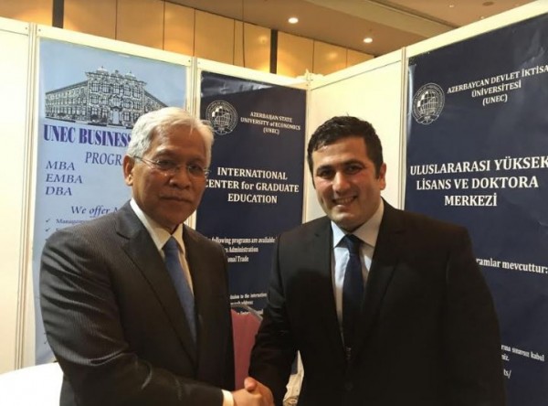 UNEC dünyanın 250 aparıcı universiteti ilə bir sırada