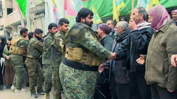 YPG-li terrorçular “məngənəyə salındı” - Şişman terrorçu da öldürüldü
