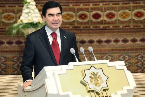 Türkmənistan prezidenti 8 martda qadınları belə təbrik edəcək...