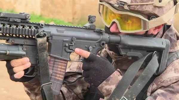 Afrində küçə-küçə terrorçu “ov”u