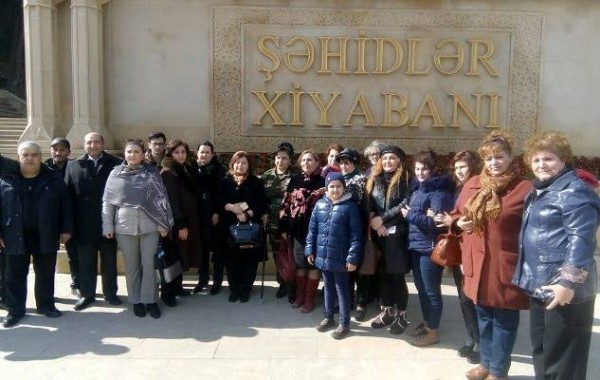 Şəhid xanımların məzarları ziyarət edilib - BAKIDA